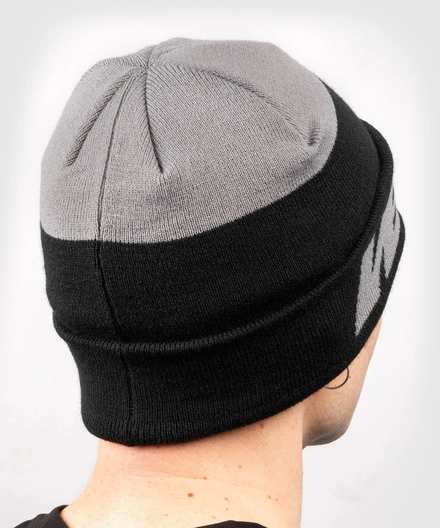 b_252F3_252F5_252Fc_252Fb35c890d38dab72a6691b05d17e44c8afe12ffe0_BEANIES_CONNECT_BLACK_GREY_02