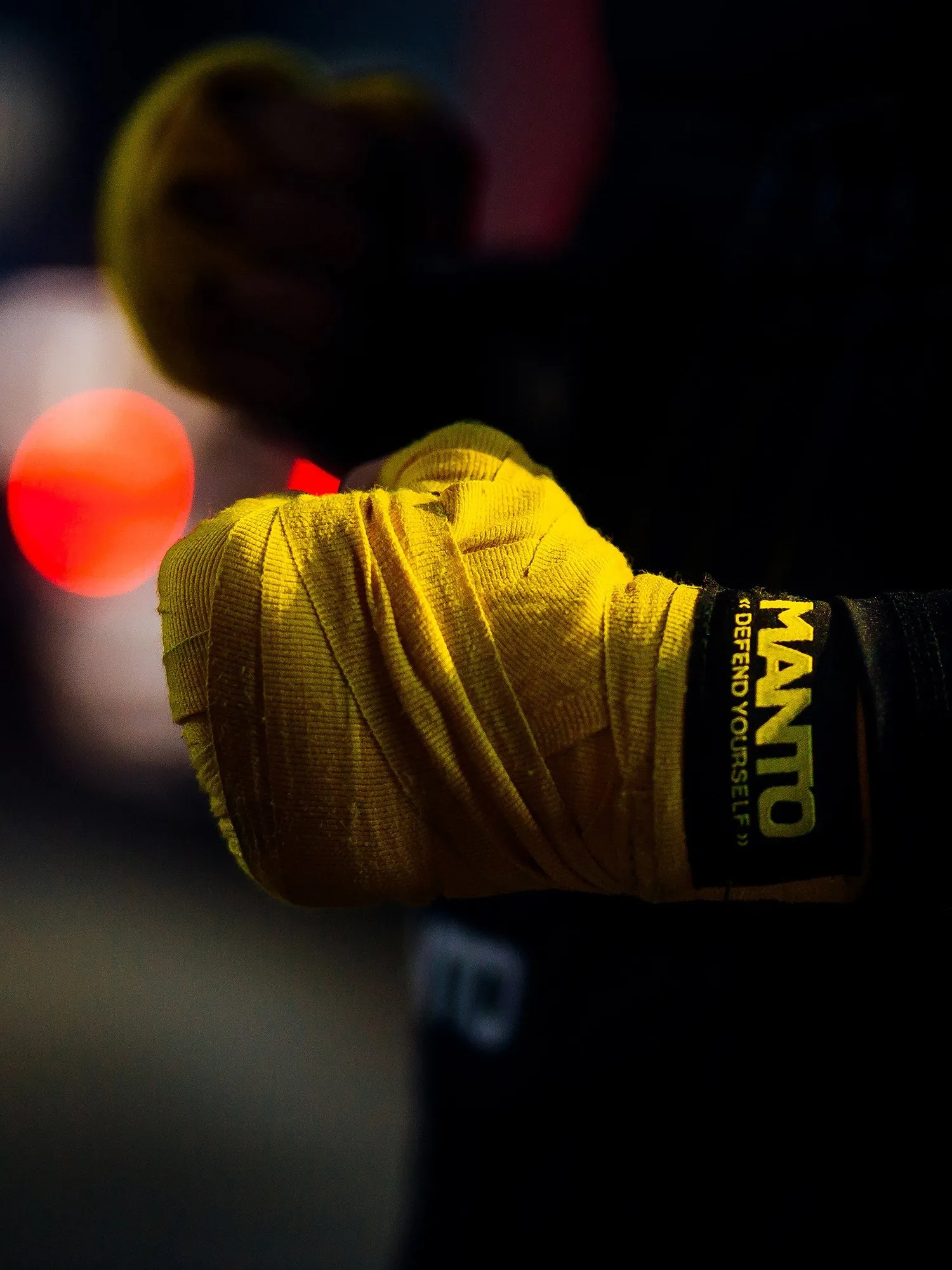 eng_pl_MANTO-handwraps-DEFEND-V2-yellow-2047_4