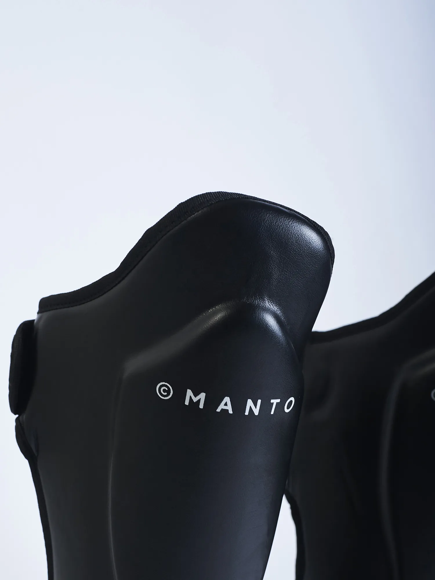 eng_pl_MANTO-Shin-Guards-IMPACT-black-2968_2