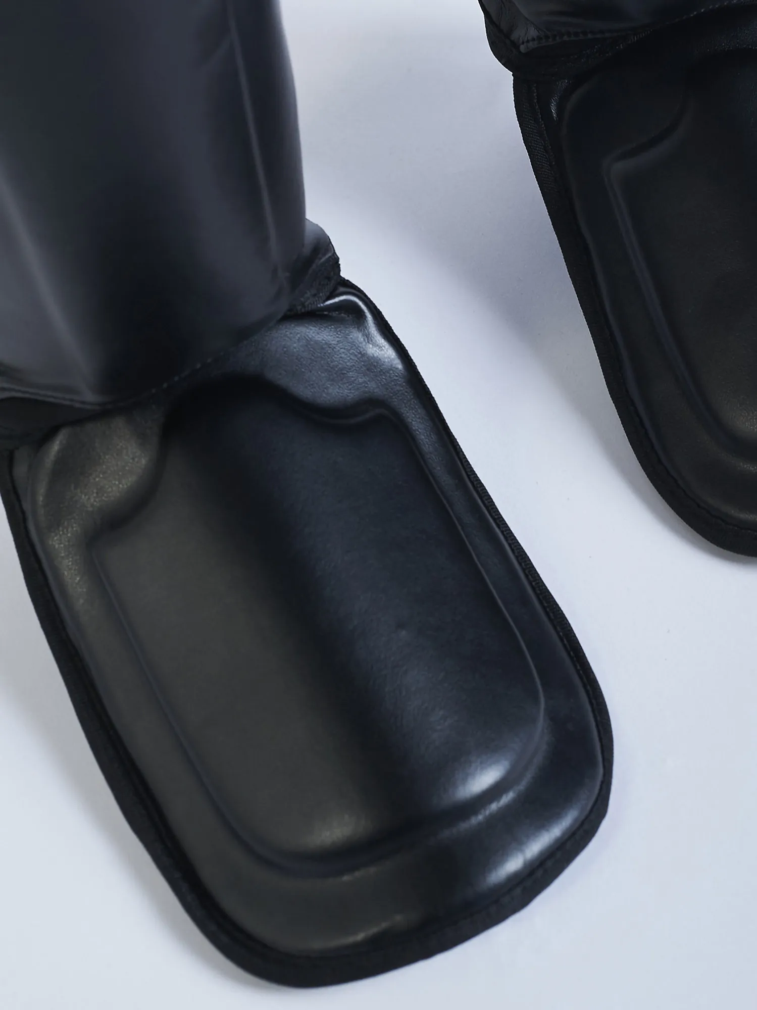 eng_pl_MANTO-Shin-Guards-IMPACT-black-2968_3