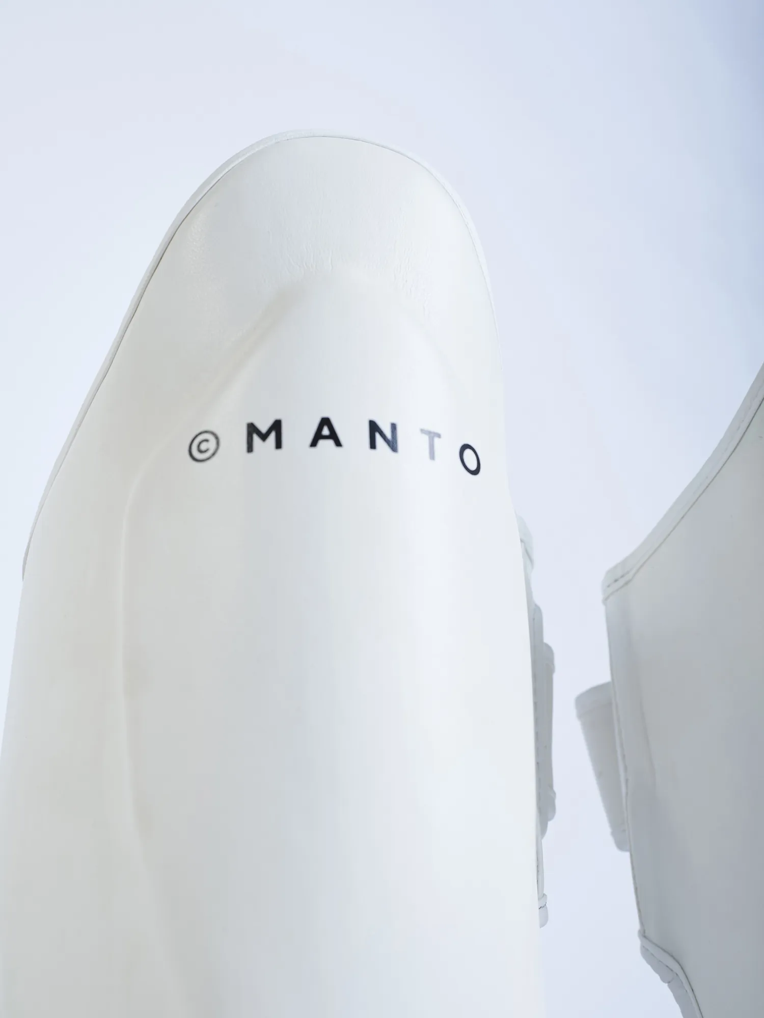 eng_pl_MANTO-Shin-Guards-IMPACT-white-2969_2