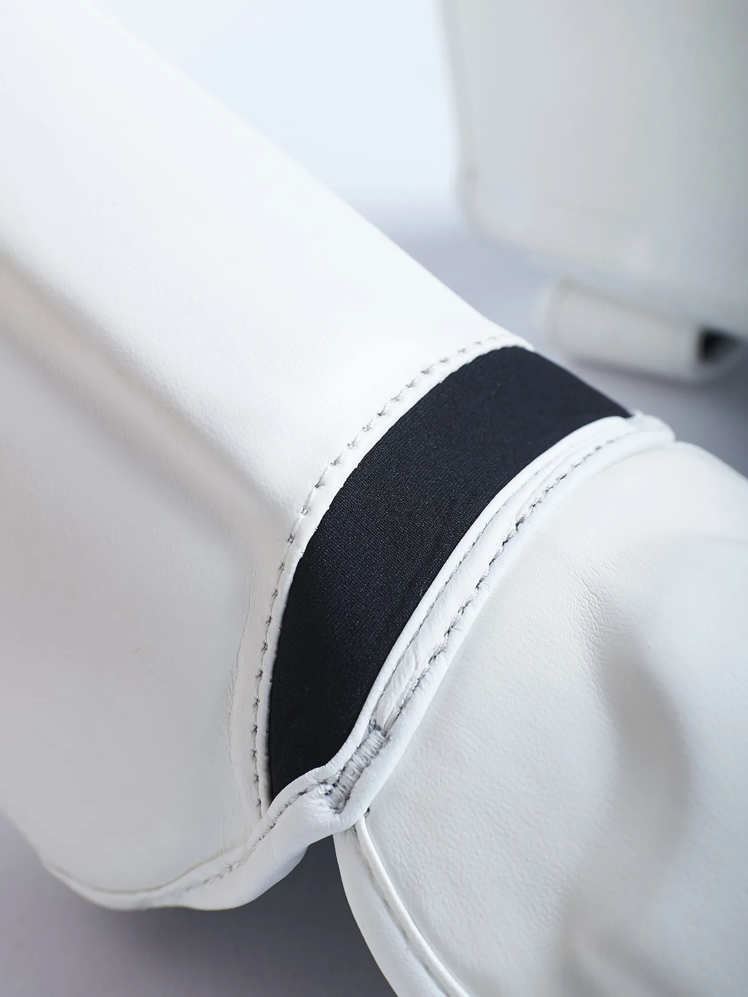 eng_pl_MANTO-Shin-Guards-IMPACT-white-2969_5