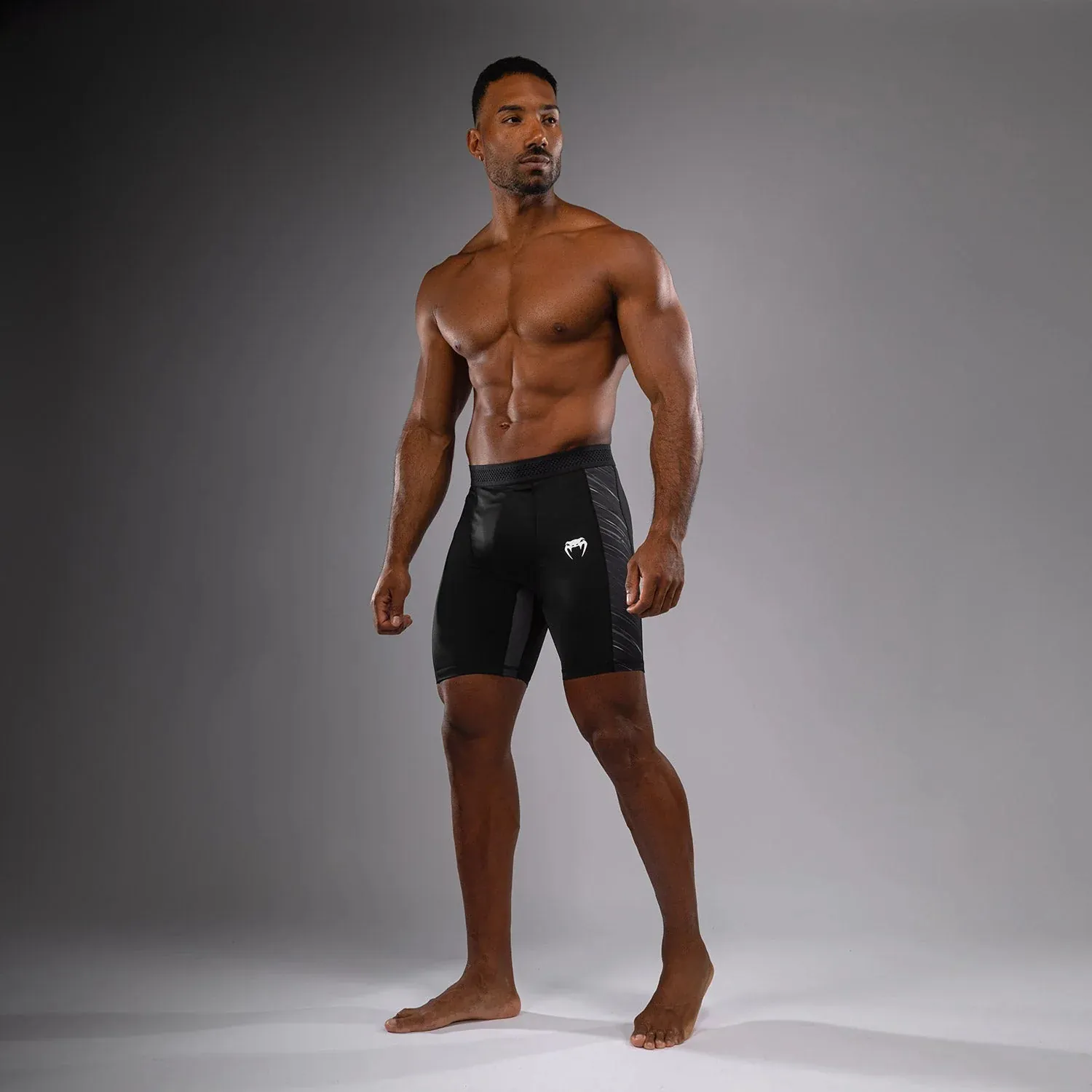 a482ce42b5398d7b0b8b35a9b6a39ed700bd9e2f_VENUM_05572_522_G_2