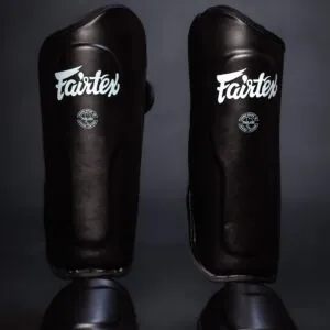 Aparatori Fairtex SP9 Ultra Ergo Negru S-XL - Fightshop
